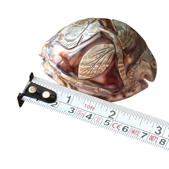 Carved Shell Flower - Picture 5 of 6